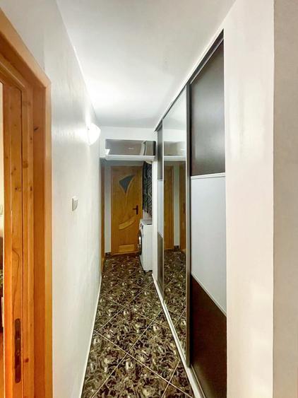 De vanzare, apartament 3 camere decomandat, Piata Sarbilor