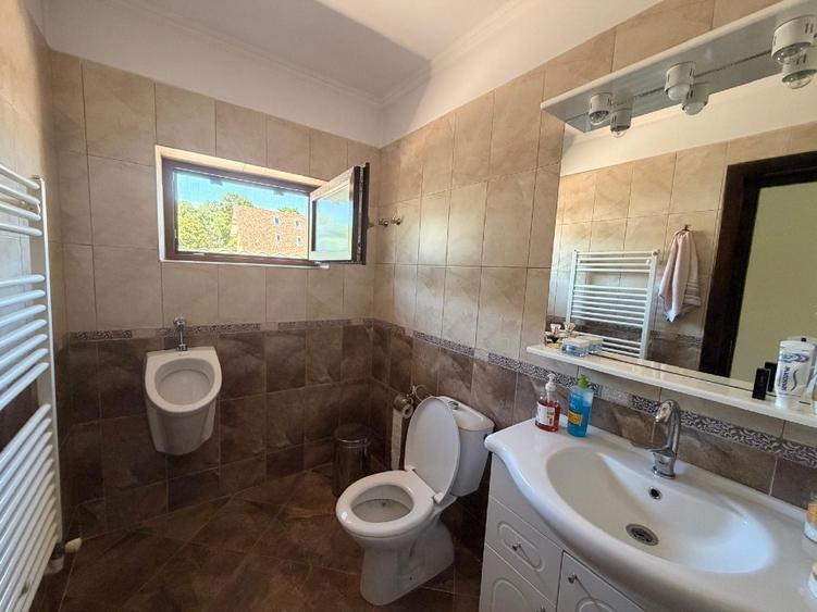 Vilă 330 mp · 1500 mp teren · Buzău — 1h15 din București, lângă pădure