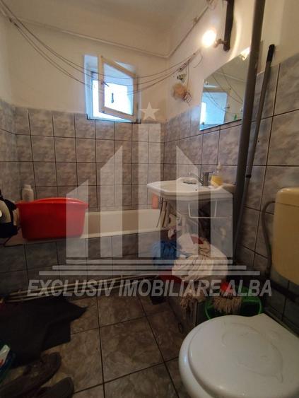 Apartament 4 camere decomandate | 2 bai | 2 balcoane | 77 mp | Cetate