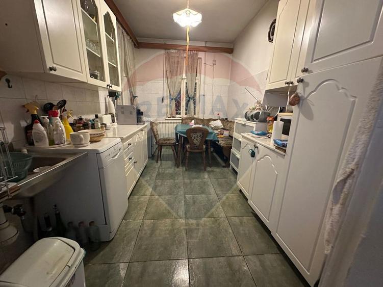 Casa individuala Peris Ilfov teren 2200 mp piscina garaj