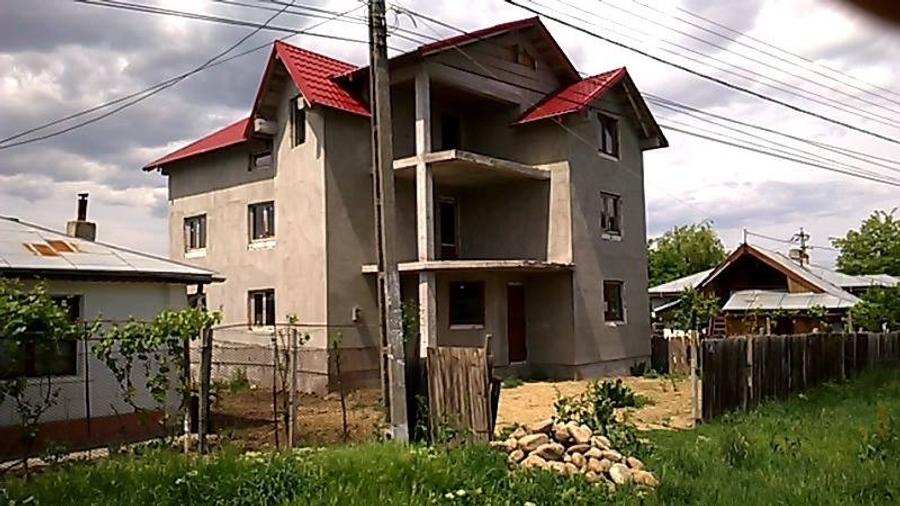 Casa de vanzare Petresti