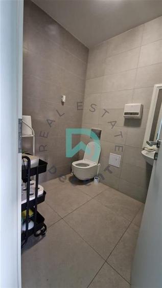 Spatiu comercial de vanzare zona Coresi, Tractorul
