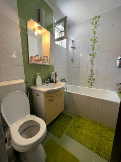 Ultracentral - zona McDonalds, 2 camere decomandat ( + AC si balcon )