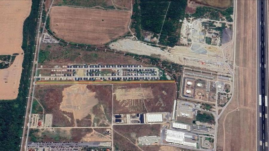 OTOPENI - Teren intravilan - 11,036 mp  - front 15,2 ml - 3