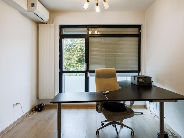 Casa 4 cam, 3 bai Ghencea Str Dantelei, 10 min Metrou Raul Doamnei