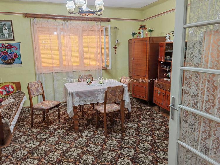 Râșnov - zona Eminescu, casa cu 1000 mp teren. - 6
