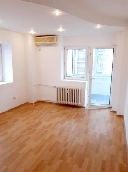 Inchiriere de la proprietar apartament 3 camere decomandate Bdul.Decebal