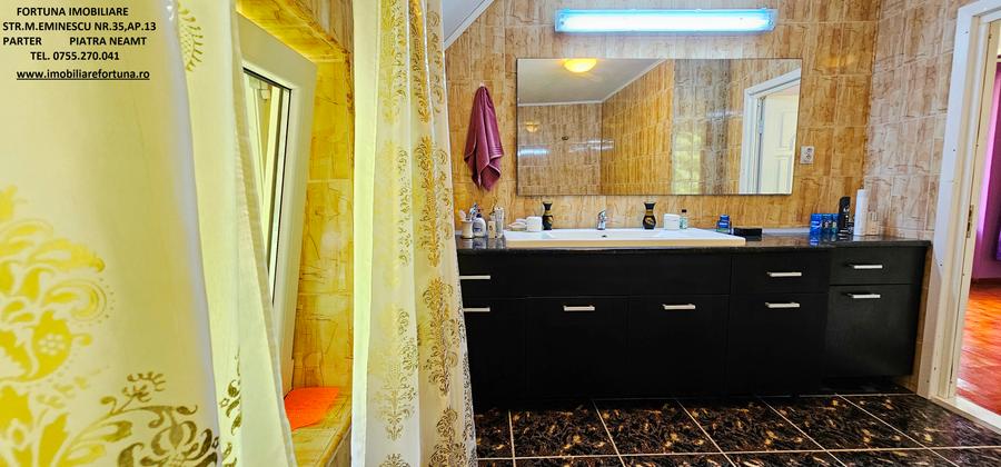 Casa cu o priveliste de vis, in inima naturii. com.Tarcau