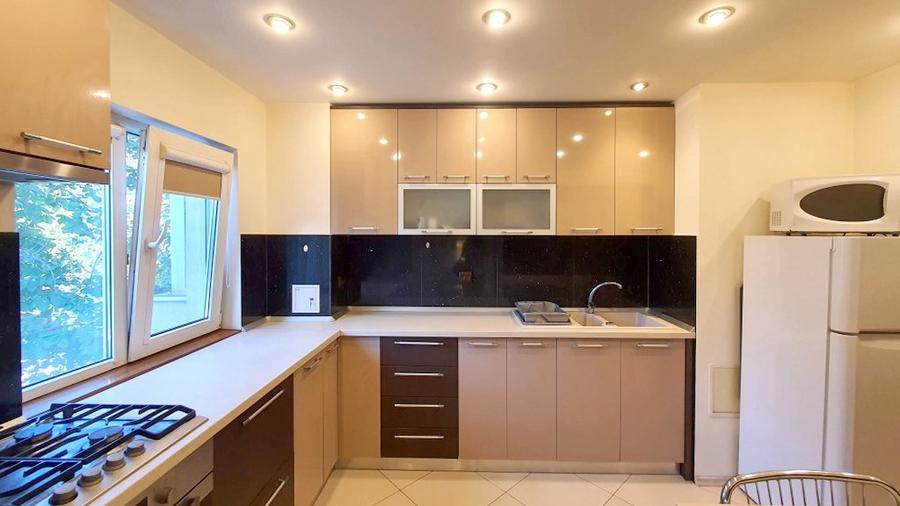 Apartament cu 2 camere de închiriat, Ploiești, Cantacuzino, ECX26831