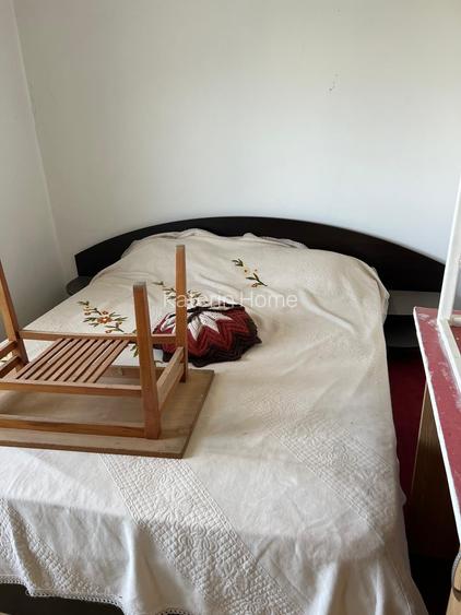 Apartament 3 camere semidecomandat, Valea Călugărească – de renovat - 9