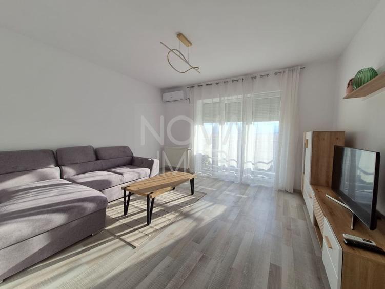 Garsoniera de inchiriat, Avantgarden