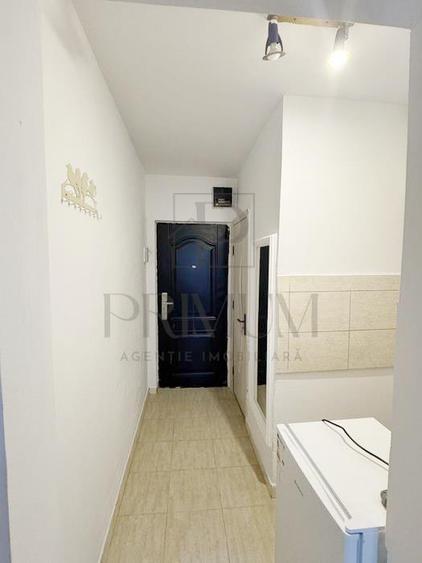 COMPLEX - 1 CAM - ETAJ INTERMEDIAR - MOBILAT/UTILAT - CLIMA