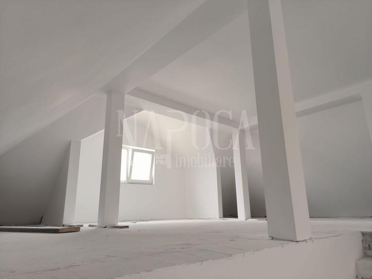 Casa 5 camere de vanzare in Dezmir