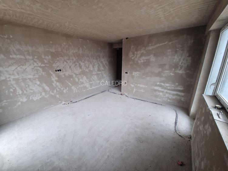 Apartament 2 camere decomandat in Dambul Rotund - 3