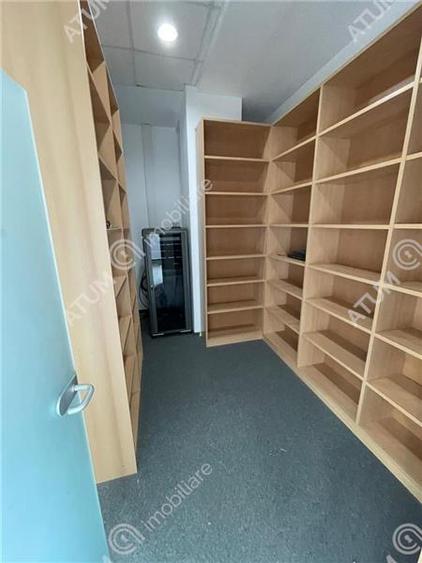 Spatiu comercial 230 mp locuri de parcare Shopping City din Sibiu