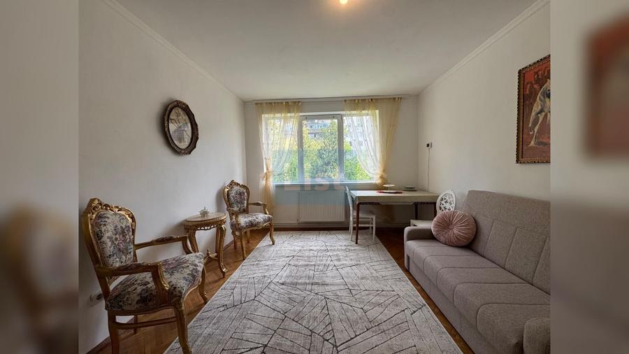 COMISION 0%Apartament 2camere,etajul 1/4,balcon 5mp, zona  HOTEL ROYAL