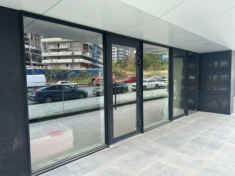 Spatiu comercial-Potential pentru Diversitate de Afaceri // de inchiriat