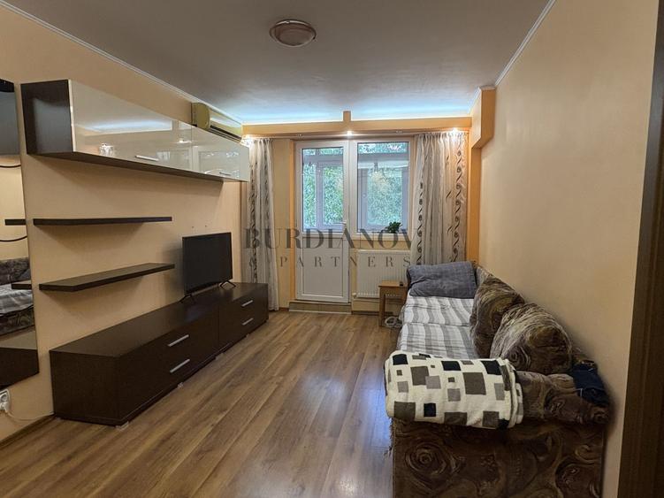 Apartament cu 3 camere - Metrou Nicolae Grigorescu - 50.9 mp total