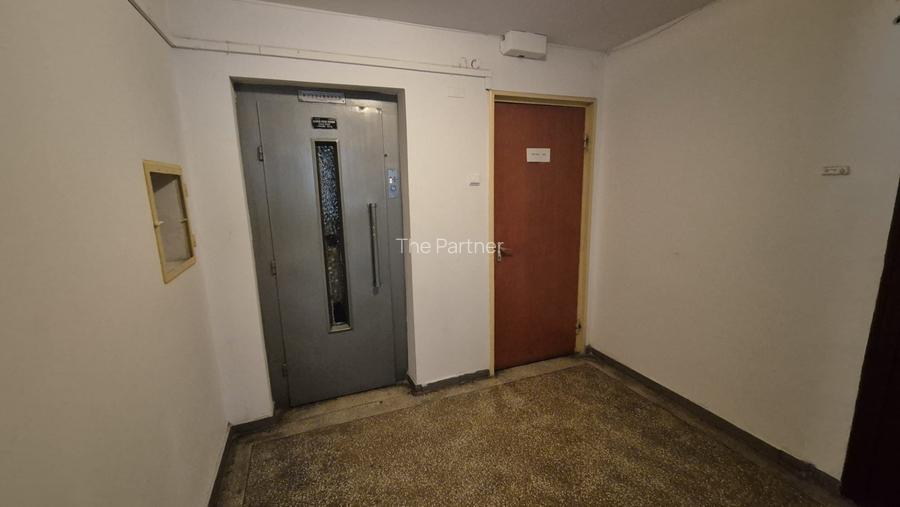 APARTAMENT 3 CAMERE DE VANZARE GORJULUI - 17