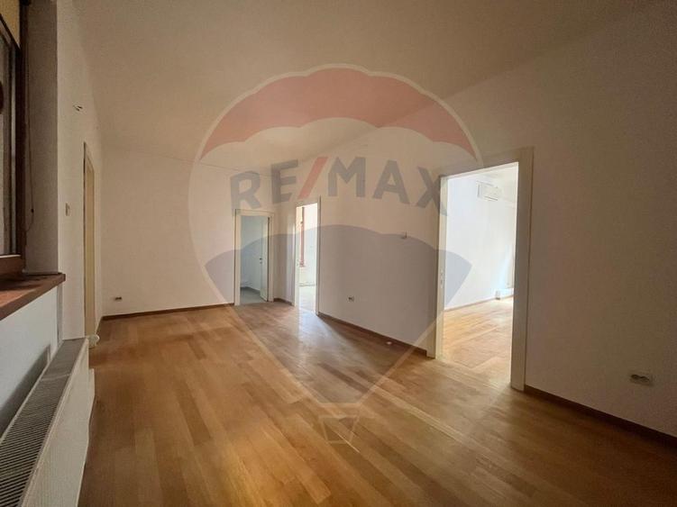 Inchiriere apartament cu 6 camere -Victoriei/Cismigiu
