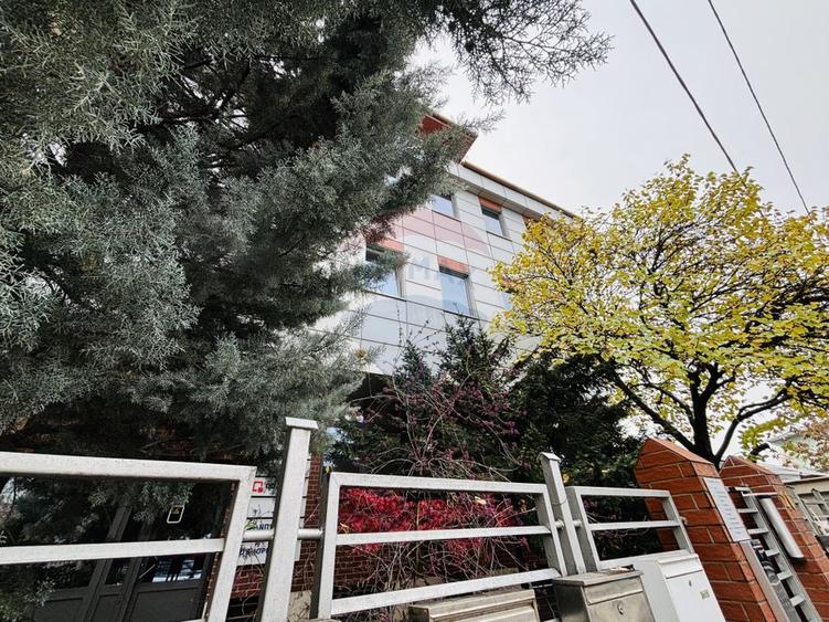 Spațiu de birouri de 82mp de închiriat în zona Barbu Vacarescu