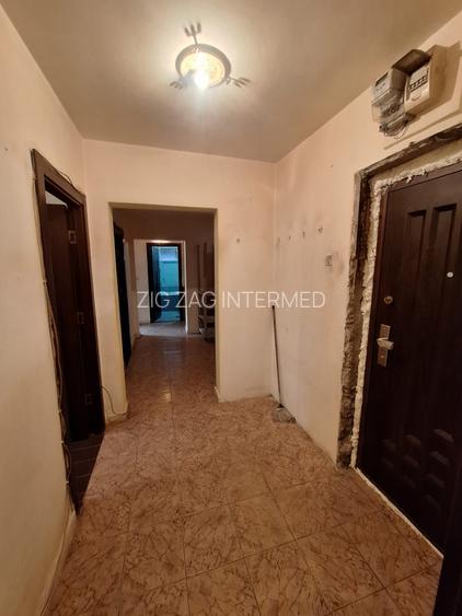 Intim  - Sabroso, apartament 3 camere decomandate, - 11