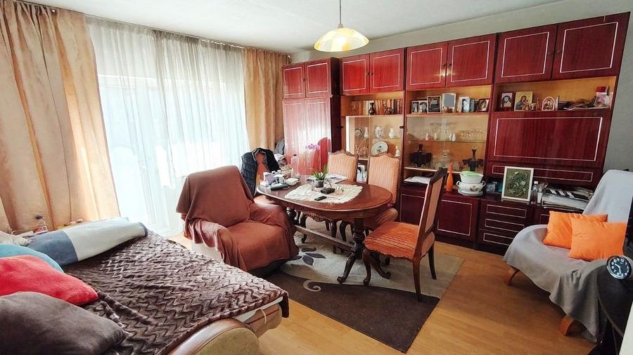 Apartament 4 camere, et.2/4, 79.8 mp, spatios, Dambul Rotund