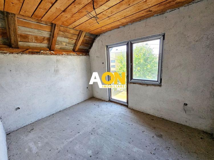 Casa la gri, S+P+M, 4 camere, 500 mp teren, Cetate, toate utilitatile