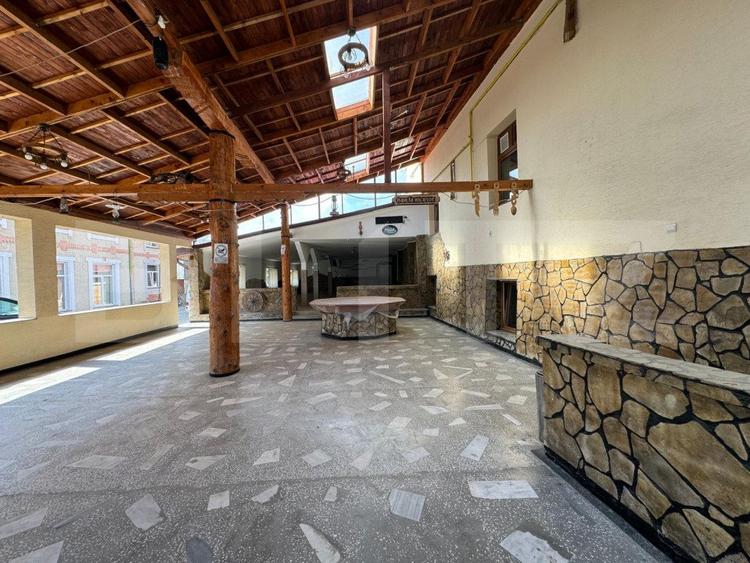 Afacere la cheie in  Siret! Pensiune, sala evenimente, restaurant cu crama