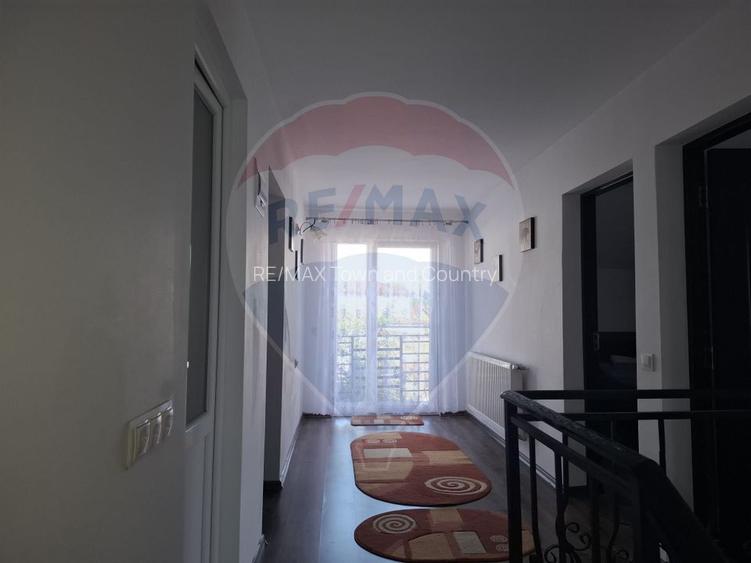 Casă / Vilă cu 4 camere de vânzare - 29
