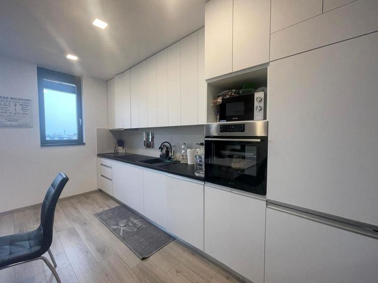 De vanzare, apartament cu 2 camere,