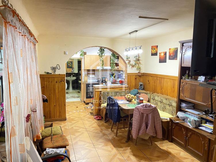 Casa de vanzare in Sibiu cu 2 apartamente si gradina de 147
