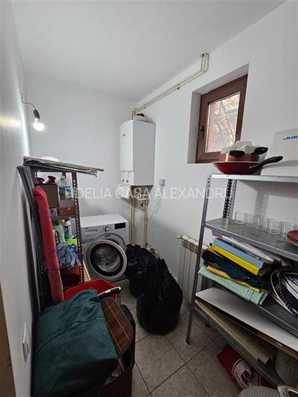 Vila de vanzare , Valea Lupului, 1 decembrie - 18