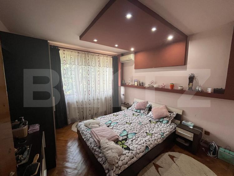 Apartament 3 camere de inchiriat, parcare, zona Unirii