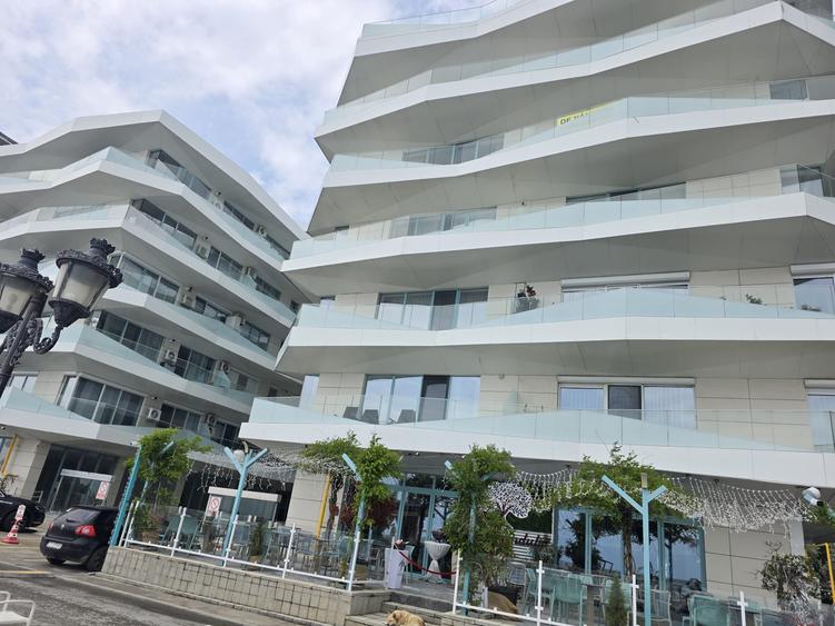 Apartament 2 camere Mamaia Nord Zev Mediteraneo 125000 euro