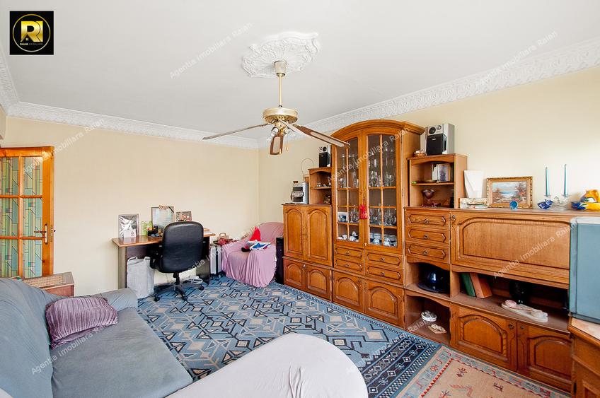 Vanzare apt 3 camere dec, in Galati, Sid-Vest, etaj 3, sup. 68 mp