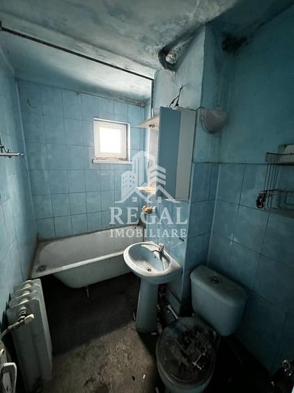 Apartament 2 camere, decomandat – Micro 7, str. Eliberării