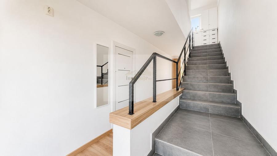 Vânzare  apartament de familie cu 4 camere,pod amenajat-2 parcări-Iris