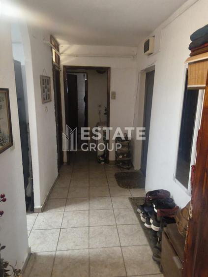 Apartament 2 camere, decomandat, Zona Soarelui