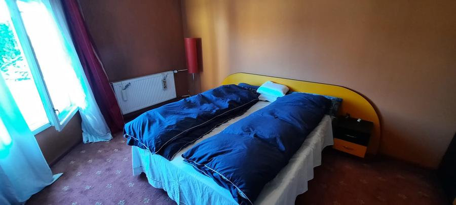 De vanzare casa 5 cam, singur in curte, Cal. Voinicenilor, Zona Horgosa