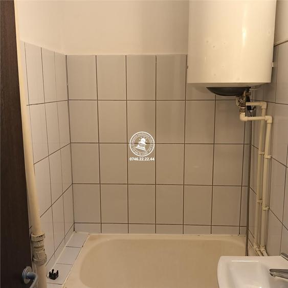 Garsoniera de vanzare in Galata etaj intermediar