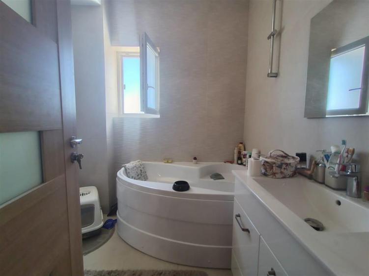Apartament 4 Camere | Burdujeni | Etaj 2 | Loc parcare | 4c-1001