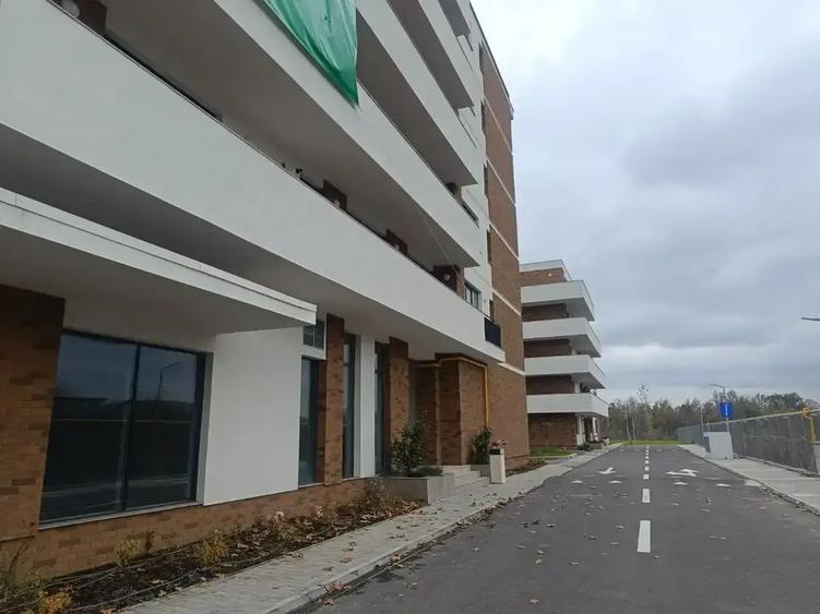 Sisesti Apartament 2 Camere I Vedere Lac I Mutare Rapida