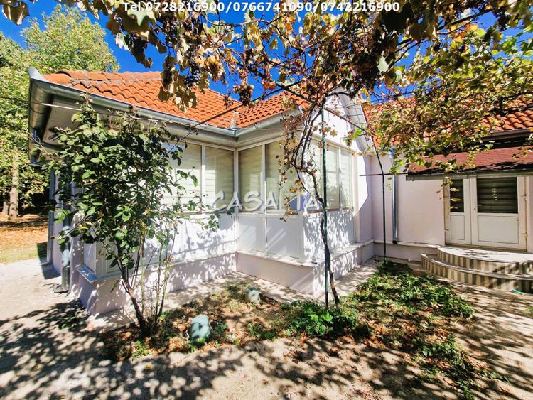 Casa deosebita situata in Runcu-Balta