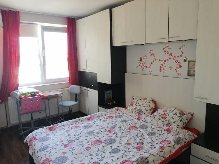Apartament 3 camere, decomandat, Ocna Mures