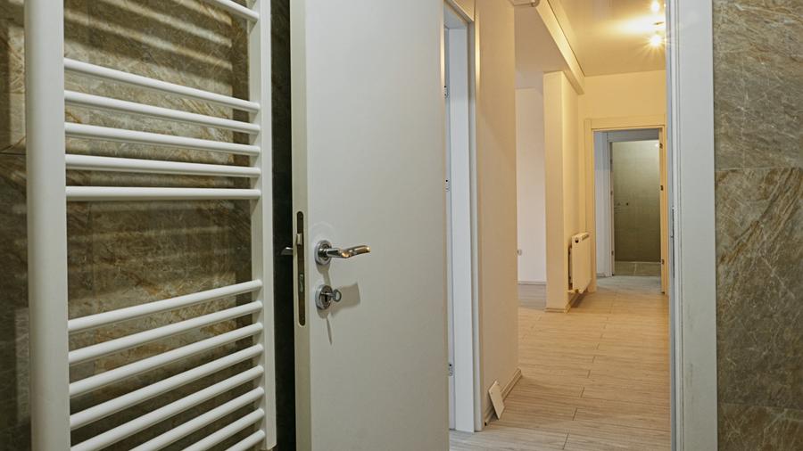 Penthouse 4 cam 245mp, terasa 106mp, Mamaia-Nord