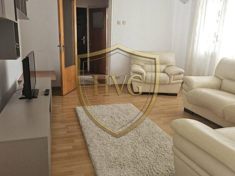 Apartament 3 Camere | Semidecomandat | Obor