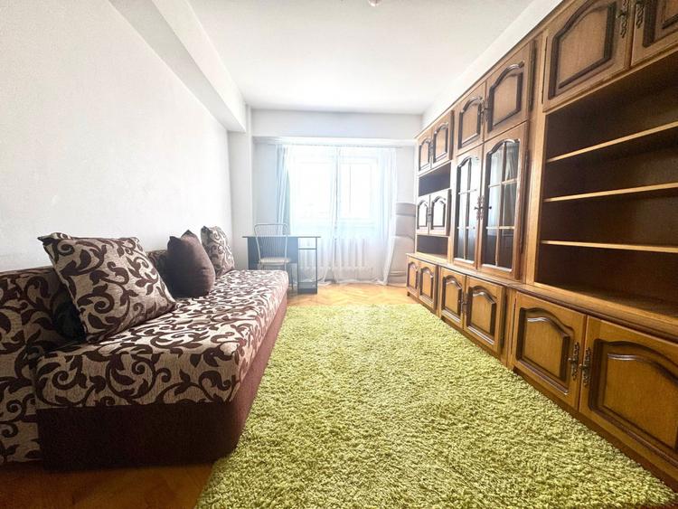 Apartament 3 camere, 86 MP, Zona Andrei Muresanu / P-ta Cipariu