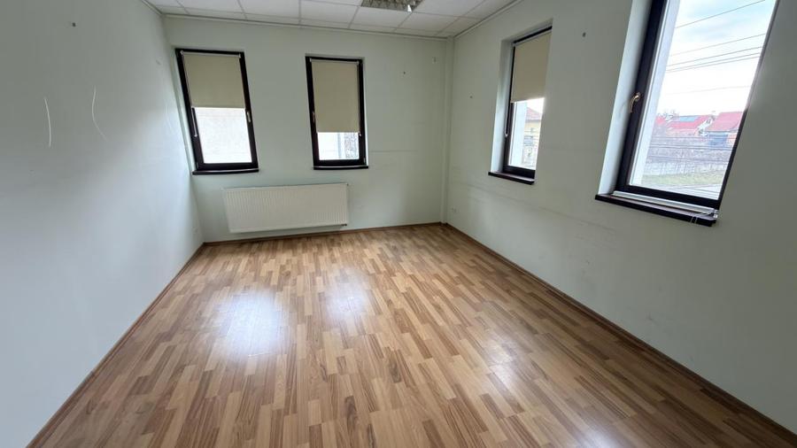Spatiu birouri 120mp zona Subarini