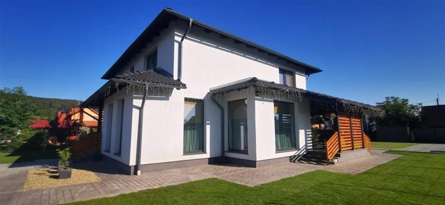 Casa de vanzare